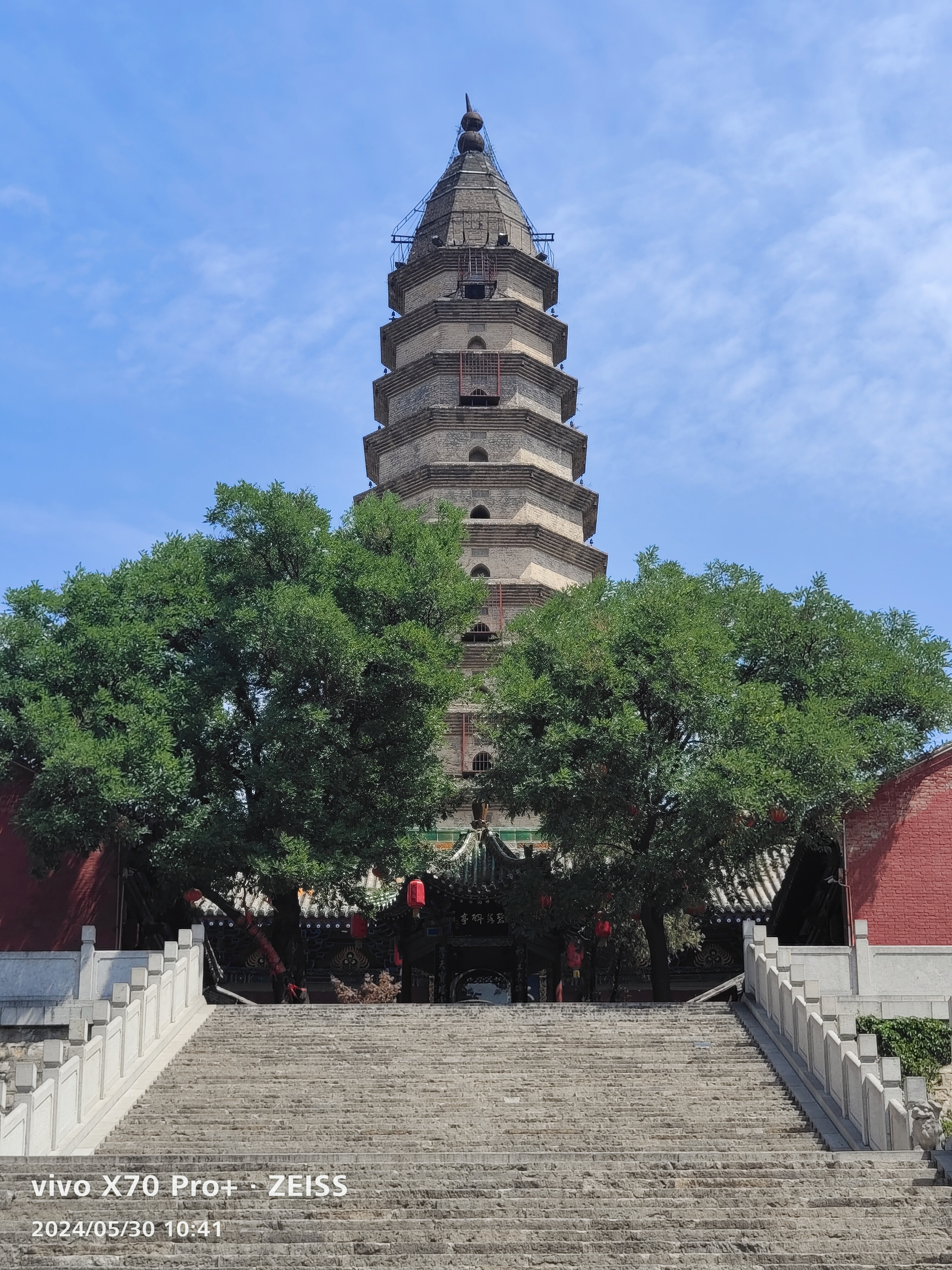 山西新绛龙兴寺