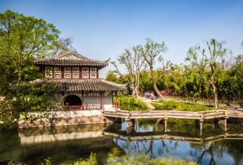 【优选小团含耳麦】拙政园+寒山寺+虎丘+狮子林+山塘街一日游【[游览•体验]严选|五星好评导游|正规旅游巴士|24小时管家1对1在线服务】