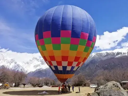 https://nephele.ctrip.com/target/0103e12000hg1axpd000A_W_10000_1200.png?proc=autoorient