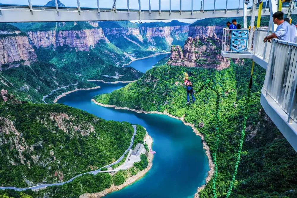 https://nephele.ctrip.com/target/0104x12000bqr67m243A1_W_10000_1200.jpg?proc=autoorient