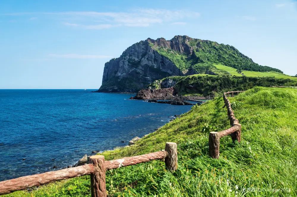 https://nephele.ctrip.com/target/100e10000000pe4vbB820_W_10000_1200.jpg?proc=autoorient