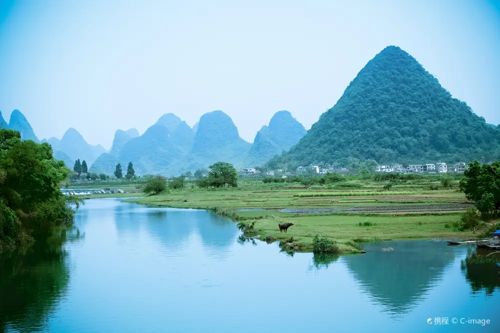 https://nephele.ctrip.com/target/100u0l000000dat7w409F_W_10000_1200.jpg?proc=autoorient