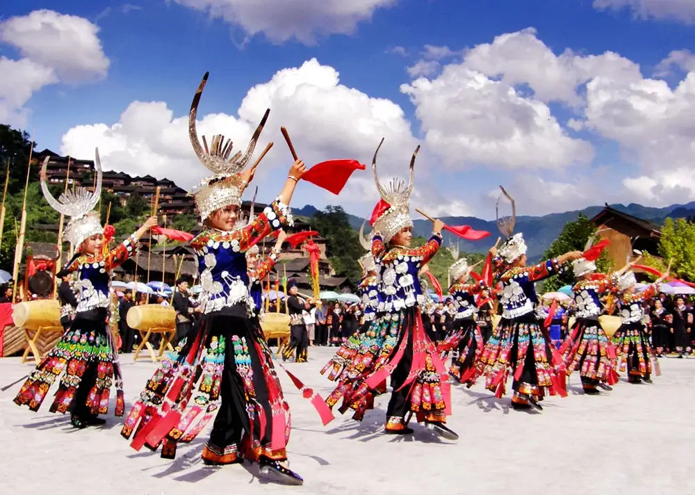 https://nephele.ctrip.com/target/1me1g12000h1695htEC96_W_10000_1200.jpg?proc=autoorient