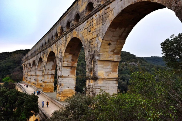 意法西葡四国小众目的地慢游之旅（五）- 尼姆 Nimes 和 加尔桥 Pont du Gard